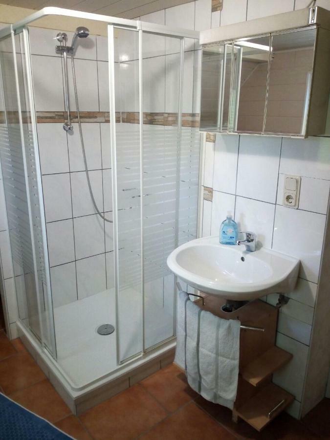 Ferienwohnung Linde - Marburg Biedenkopf Mit 5 Zimmer Und Balkon Frechenhausen Exterior photo